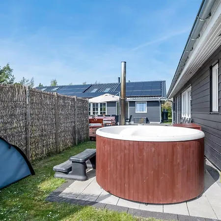 Ronia - 900m From The Sea By Interhome