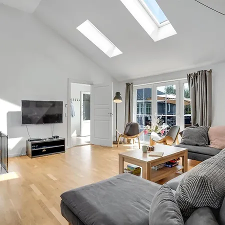 Ronia - 900m From The Sea By Interhome *