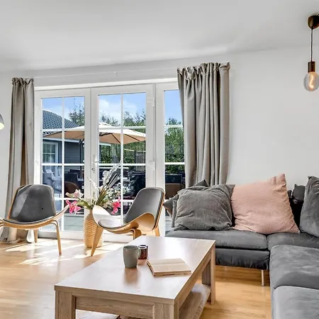 Ronia - 900m From The Sea By Interhome *